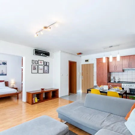 Apartament - Free Parking - Sunny - Spacious Budapesta