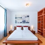 Апартаменты - Free Parking - Sunny - Spacious