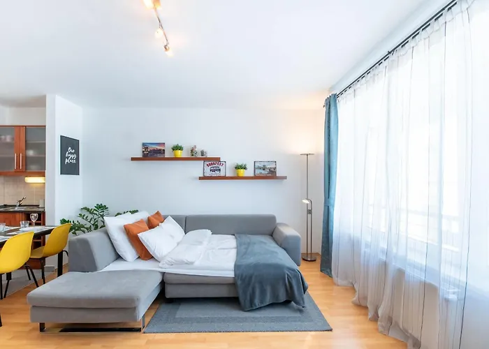 - Free Parking - Sunny - Spacious * Budapeste