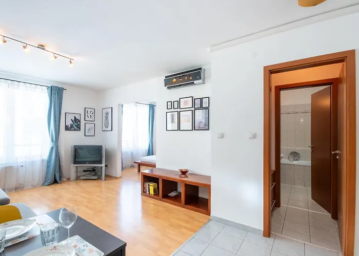 Apartamento - Free Parking - Sunny - Spacious Budapeste