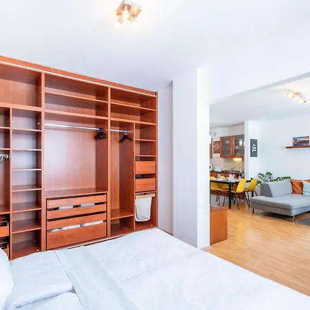 Apartament - Free Parking - Sunny - Spacious Budapeszt